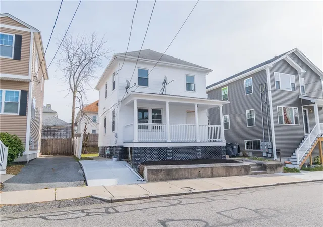 Homes for sale in Providence, RI | 61 Leah St, Providence, RI 02908 | MLS# 1414108