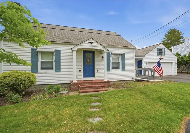 Photo 1 of Single family home for sale at 24 Seymour St, Warren, RI 02885 | MLS# 1414075 | Listing updated on 2026-08-22