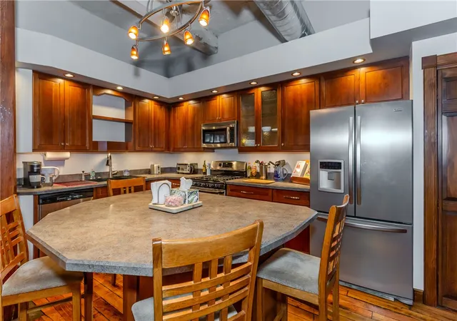 Homes for sale in Central Falls, RI | 404 Roosevelt Ave #204G, Central Falls, RI 02863 | MLS# 1414161