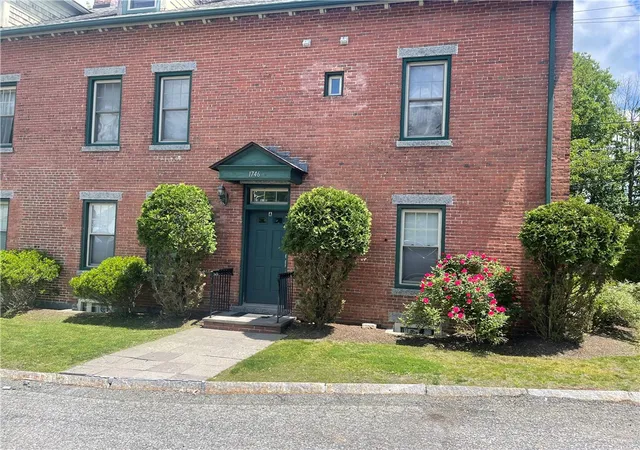 Homes for sale in Lincoln, RI | 1746 Lonsdale Ave #A, Lincoln, RI 02865 | MLS# 1414165