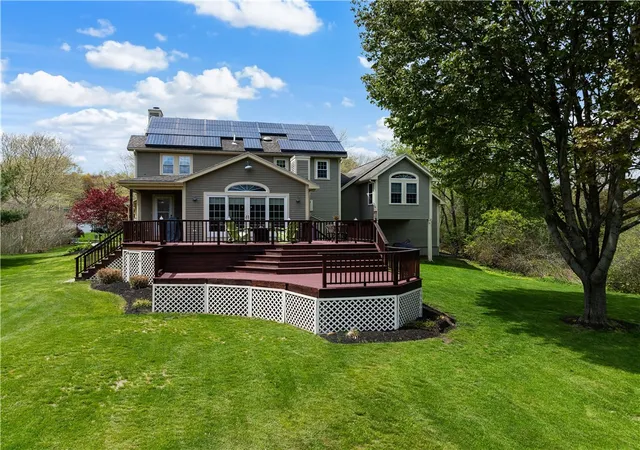 3rd image of 5 Victoria Ln, Rehoboth, MA 02769 | MLS# 1405154