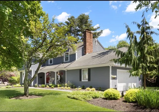 Homes for sale in Barrington, RI | 1 Pierce Ct, Barrington, RI 02806 | MLS# 1414201