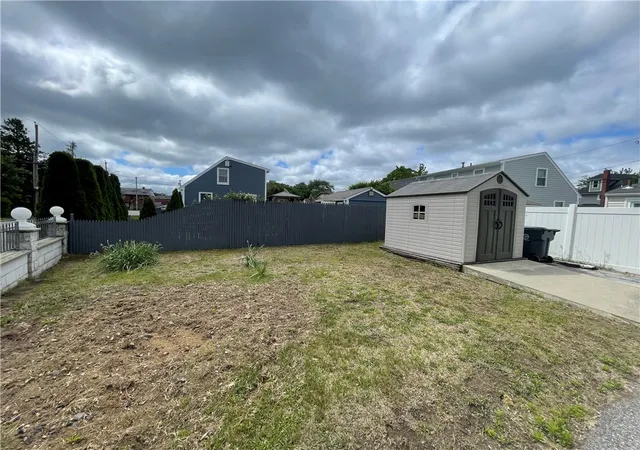 Homes for sale in East Providence, RI | 50 Washington Ave, East Providence, RI 02915 | MLS# 1414223