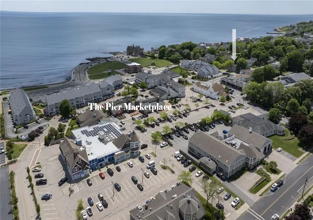 2nd image of 16 Courtway St, Narragansett, RI 02882 | MLS# 1414225