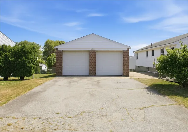 5th image of 28 City View Pkwy, Johnston, RI 02919 | MLS# 1414241