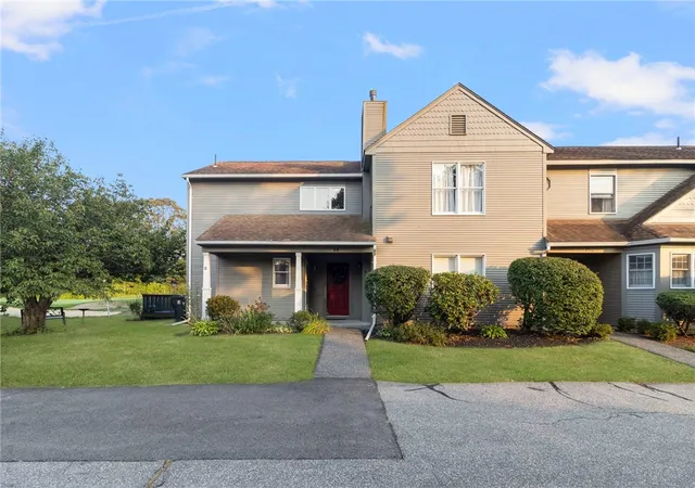 Homes for sale in North Providence, RI | 58 Needle Grove Pt #D, North Providence, RI 02904 | MLS# 1414255