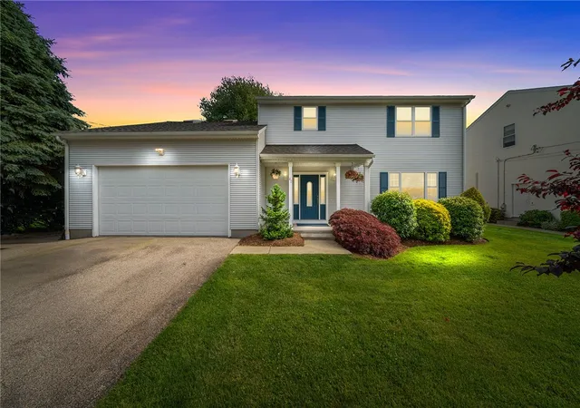 1st image of 40 Conanicus Rd, Narragansett, RI 02882 | MLS# 1413709