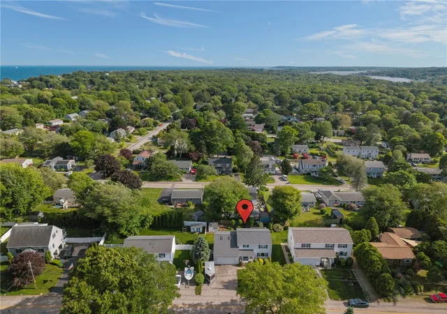 5th image of 40 Conanicus Rd, Narragansett, RI 02882 | MLS# 1413709