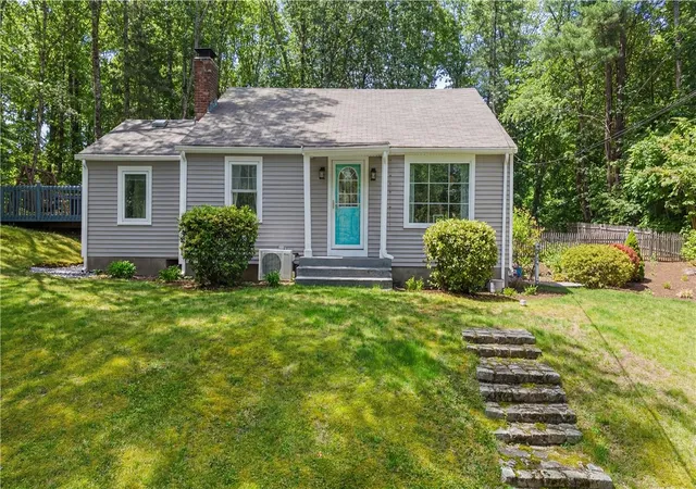 Homes for sale in Lincoln, RI | 1812 Old Louisquisset Pike, Lincoln, RI 02865 | MLS# 1411844