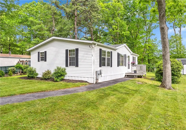 Homes for sale in Coventry, RI | 13 Liena Rose Wy, Coventry, RI 02816 | MLS# 1413419