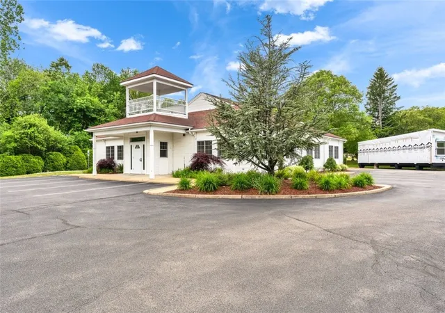 Homes for sale in Coventry, RI | 13 Liena Rose Wy, Coventry, RI 02816 | MLS# 1413419