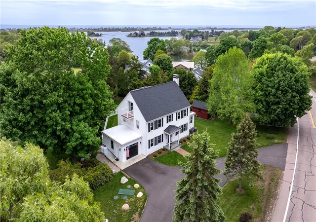 Homes for sale in Westerly, RI | 229 Shore Rd, Westerly, RI 02891 | MLS# 1413477