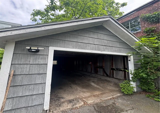 30th image of 227 Rathbun St, Woonsocket, RI 02895 | MLS# 1414331