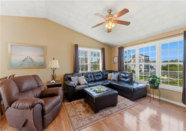 2nd image of 48 Harris Ave, Warwick, RI 02889 | MLS# 1414317