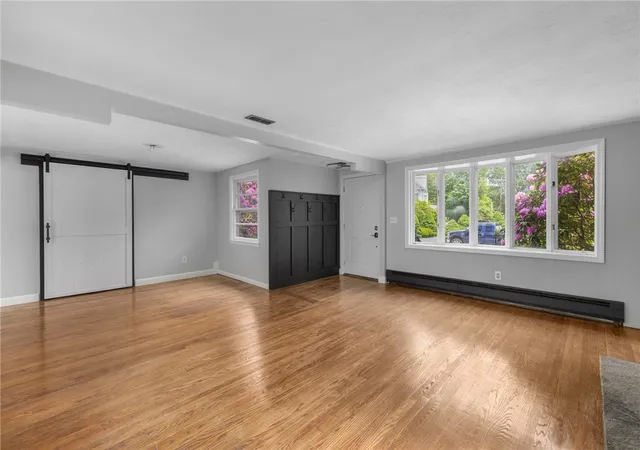 5th image of 145 Crane St, Warwick, RI 02889 | MLS# 1414342