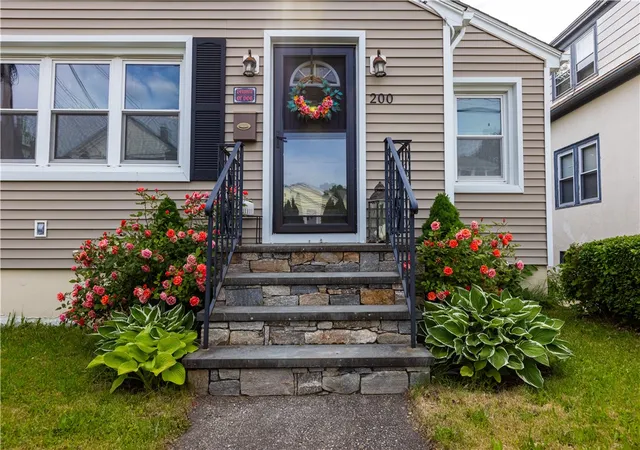 3rd image of 200 Unit St, Providence, RI 02909 | MLS# 1413826