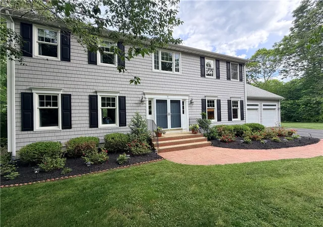 Homes for sale in South Kingstown, RI | 31 Parsons Ln, South Kingstown, RI 02892 | MLS# 1414287