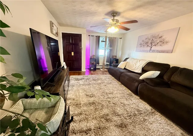 3rd image of 3 Clover St, Pawtucket, RI 02860 | MLS# 1414369