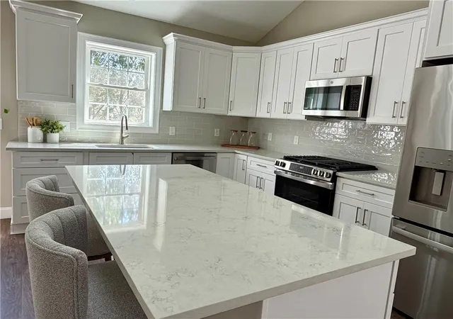 Photo 3 of Sale Pending at 11 Fieldstone Way #11, Johnston, RI 02919 | MLS# 1414383 | Listing updated on 2026-08-31
