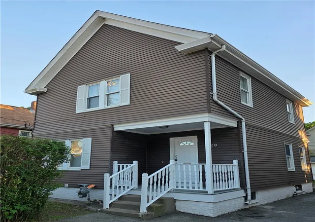 Homes for sale in Pawtucket, RI | 28 Carver St, Pawtucket, RI 02860 | MLS# 1413620