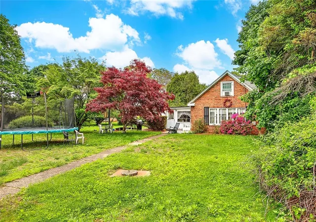 Homes for sale in Cumberland, RI | 3 Waumsett Ave, Cumberland, RI 02864 | MLS# 1413451