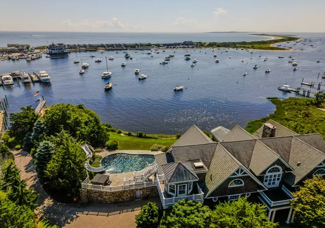 Photo 3 of Single family home for sale at 14 Pawcatuck Ave, Westerly, RI 02891 | MLS# 1412393 | Listing updated on 2026-08-11