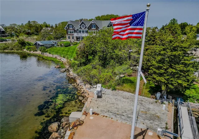 Homes for sale in Westerly, RI | 14 Pawcatuck Ave, Westerly, RI 02891 | MLS# 1412393