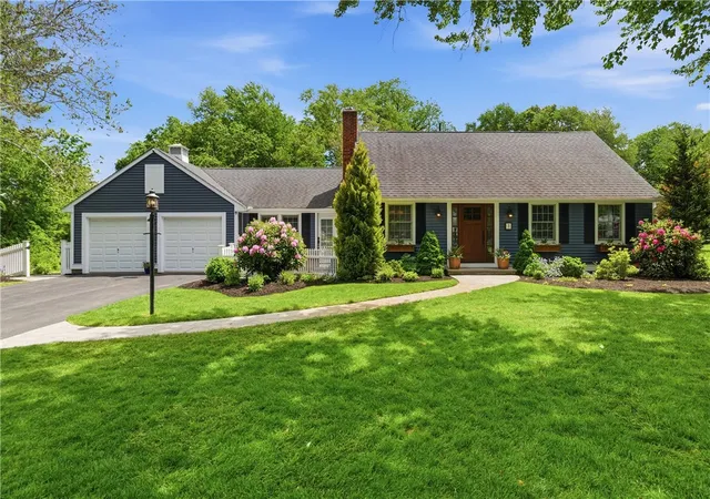 Homes for sale in Lincoln, RI | 1 Blacksmith Rd, Lincoln, RI 02865 | MLS# 1414293