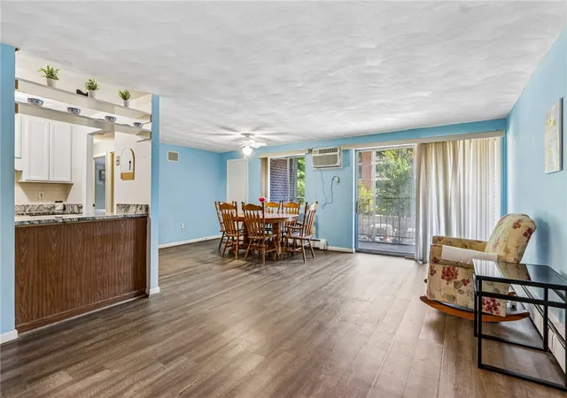 Homes for sale in Stoneham, MA | 64 Main St #21B, Stoneham, MA 02180 | MLS# 1414465