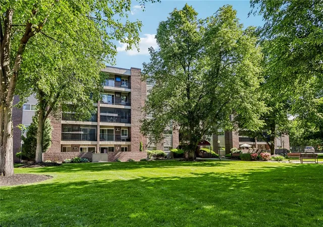 Homes for sale in Stoneham, MA | 64 Main St #21B, Stoneham, MA 02180 | MLS# 1414465