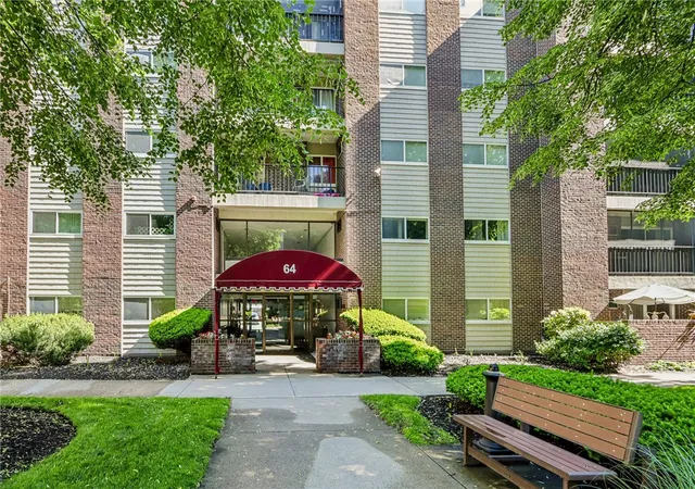 Homes for sale in Stoneham, MA | 64 Main St #21B, Stoneham, MA 02180 | MLS# 1414465