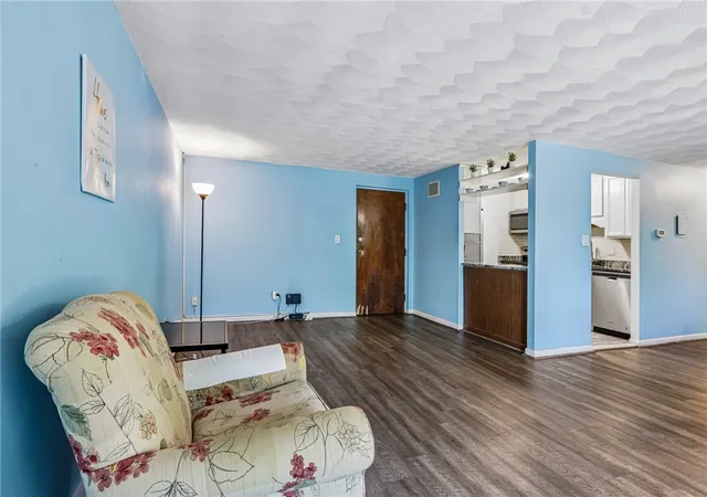 Homes for sale in Stoneham, MA | 64 Main St #21B, Stoneham, MA 02180 | MLS# 1414465