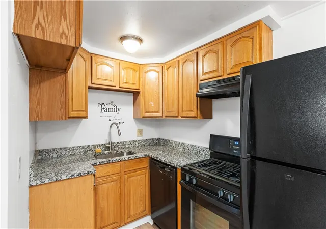 Homes for sale in North Providence, RI | 27 Gillen Ave #208A, North Providence, RI 02904 | MLS# 1413926