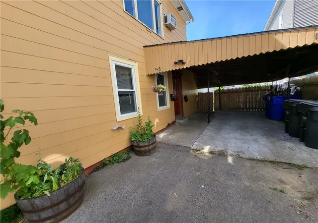 Homes for sale in Pawtucket, RI | 127 Sherman St, Pawtucket, RI 02860 | MLS# 1414526