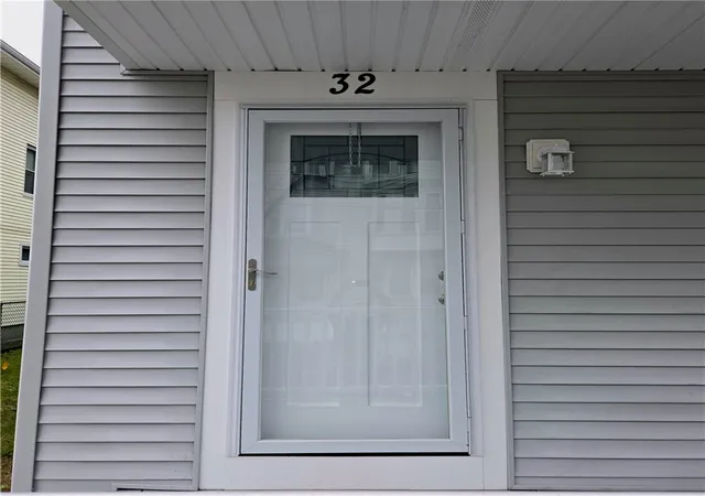 Homes for sale in Pawtucket, RI | 32 Gooding St, Pawtucket, RI 02860 | MLS# 1414547