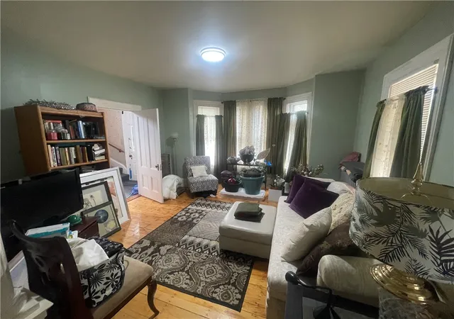 3rd image of 82 Jefferson Ave, Pawtucket, RI 02860 | MLS# 1414560