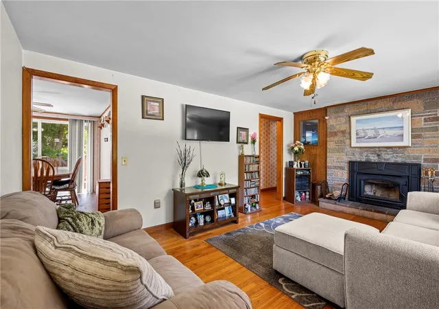 3rd image of 105 Walmer Ave, East Providence, RI 02914 | MLS# 1414481