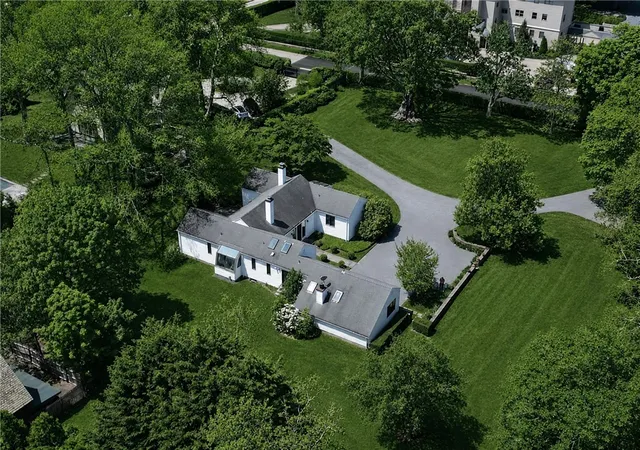 Photo 3 of Single family home for sale at 18 Ledge Rd, Newport, RI 02840 | MLS# 1414589 | Listing updated on 2026-08-23