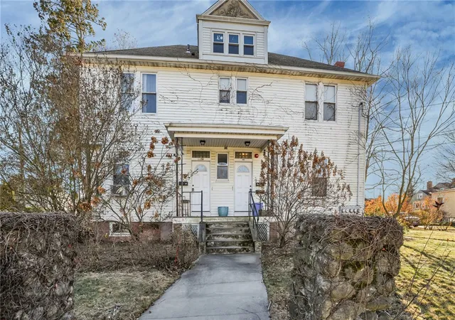2nd image of 118 Arnold Ave, Cranston, RI 02905 | MLS# 1401786
