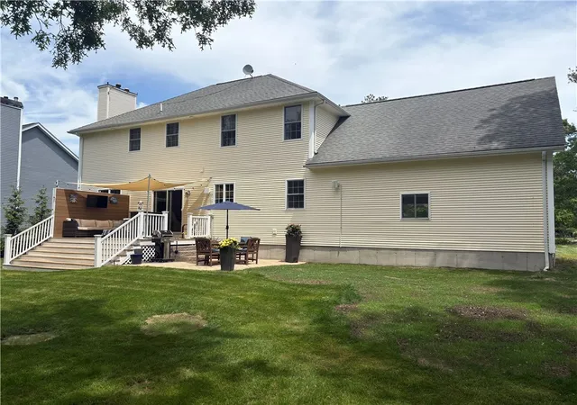 Homes for sale in South Kingstown, RI | 30 Whispering Pine Trl, South Kingstown, RI 02879 | MLS# 1414577