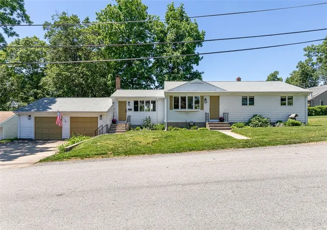 Homes for sale in Cumberland, RI | 20 Terrace Ave, Cumberland, RI 02864 | MLS# 1414663