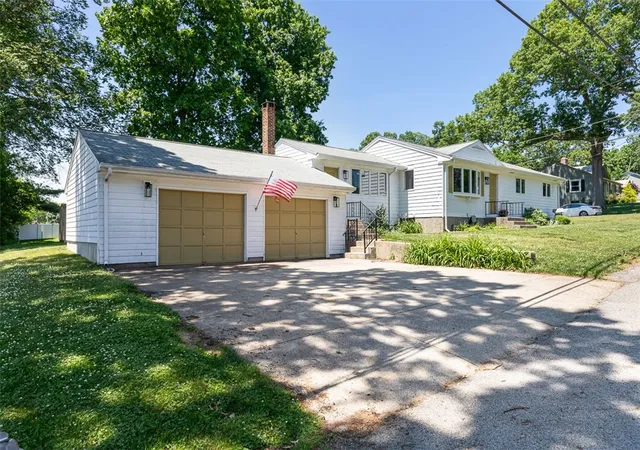 Homes for sale in Cumberland, RI | 20 Terrace Ave, Cumberland, RI 02864 | MLS# 1414663