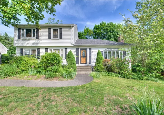 Homes for sale in Tiverton, RI | 117 Bulgarmarsh Rd, Tiverton, RI 02878 | MLS# 1414533