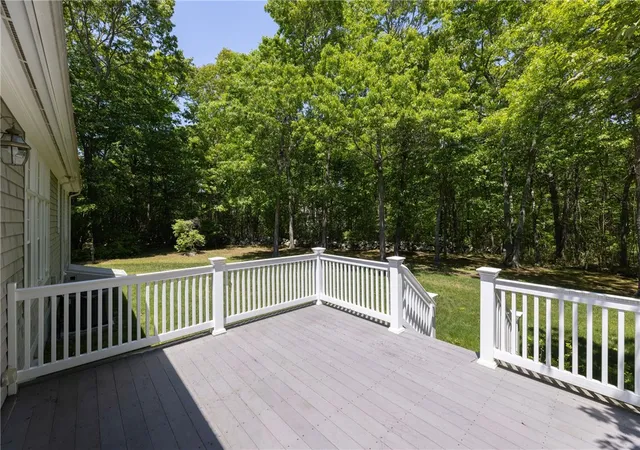 Homes for sale in Westerly, RI | 9 Newbury Dr, Westerly, RI 02891 | MLS# 1414652