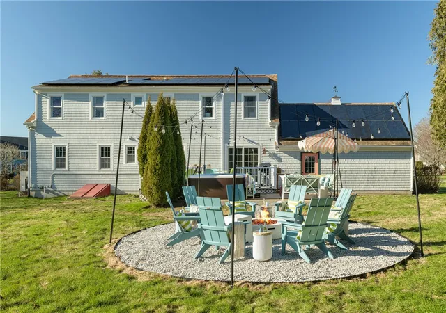 Homes for sale in Middletown, RI | 20 Samson Ln, Middletown, RI 02842 | MLS# 1414479