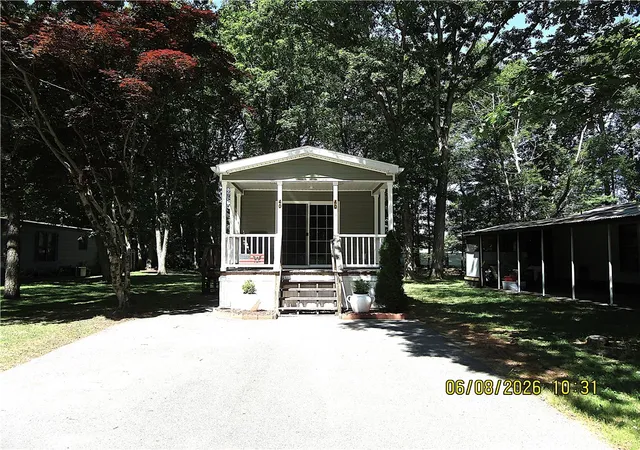 Homes for sale in Coventry, RI | 40 Leisure Wy, Coventry, RI 02816 | MLS# 1414635