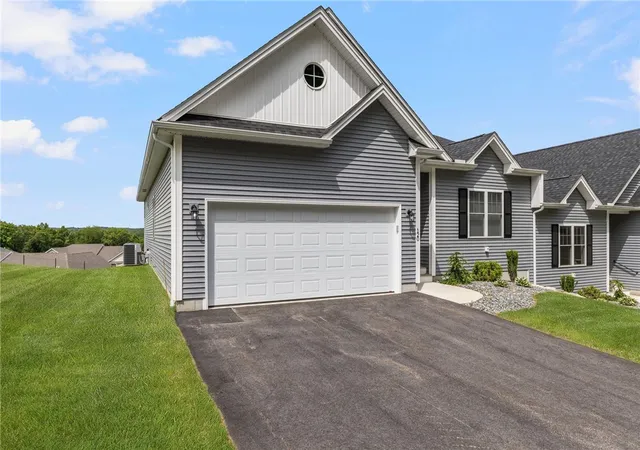 Homes for sale in Lincoln, RI | 107 Old River Rd #120, Lincoln, RI 02865 | MLS# 1414719
