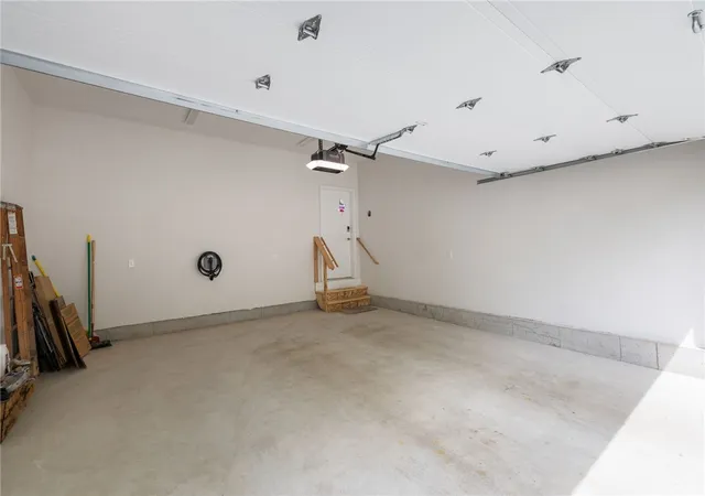Homes for sale in Lincoln, RI | 107 Old River Rd #120, Lincoln, RI 02865 | MLS# 1414719