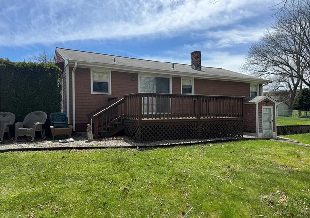 Homes for sale in Warren, RI | 18 Almeida Dr, Warren, RI 02885 | MLS# 1412260