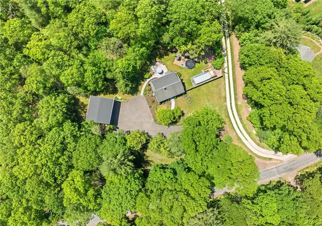 4th image of 252 Wolf Rock Rd, Exeter, RI 02822 | MLS# 1414712